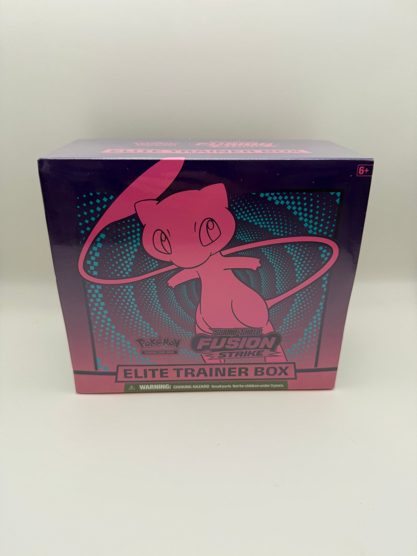 Pokemon Fusion Strike ETB